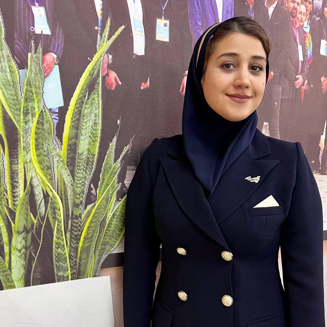 خانم پریسا یوسفی